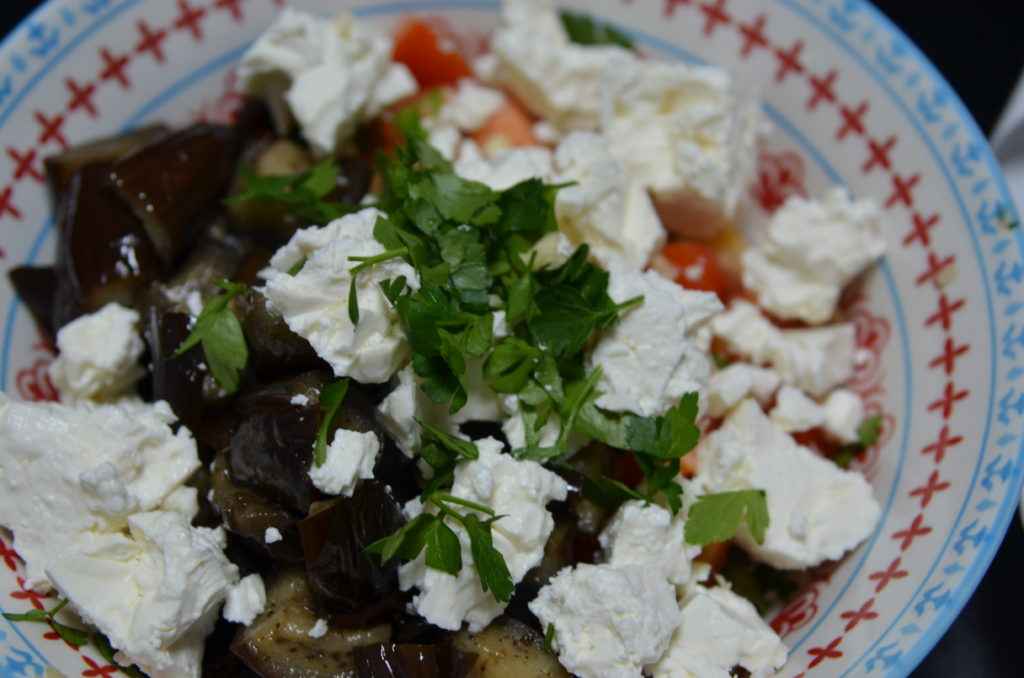 Салат "Cредиземноморский вальс баклажанов с фетой " Salad "Mediterranean Waltz of Eggplant and Feta."